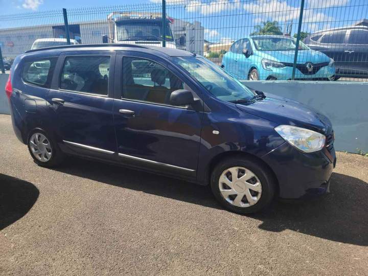 Véhicule utilitaire à louer Guadeloupe
